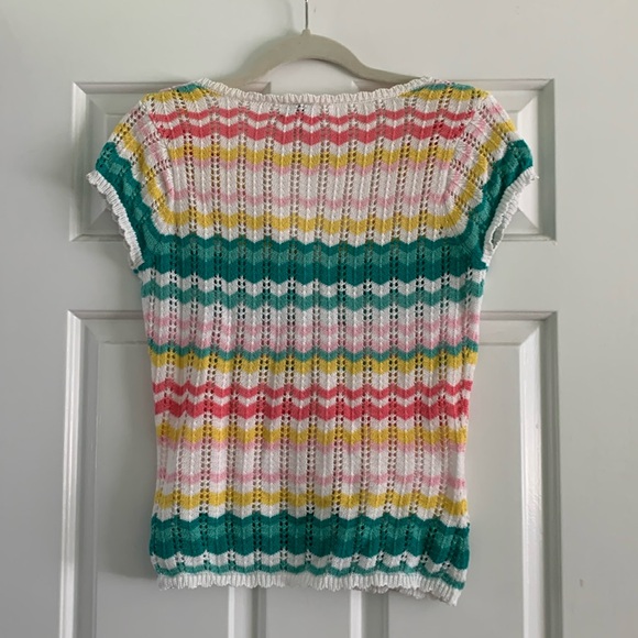 Lilly Pulitzer Short Sleeve Sweater - Picture 2 of 6